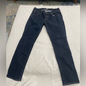 Old navy skinny size 4 short dark wash.